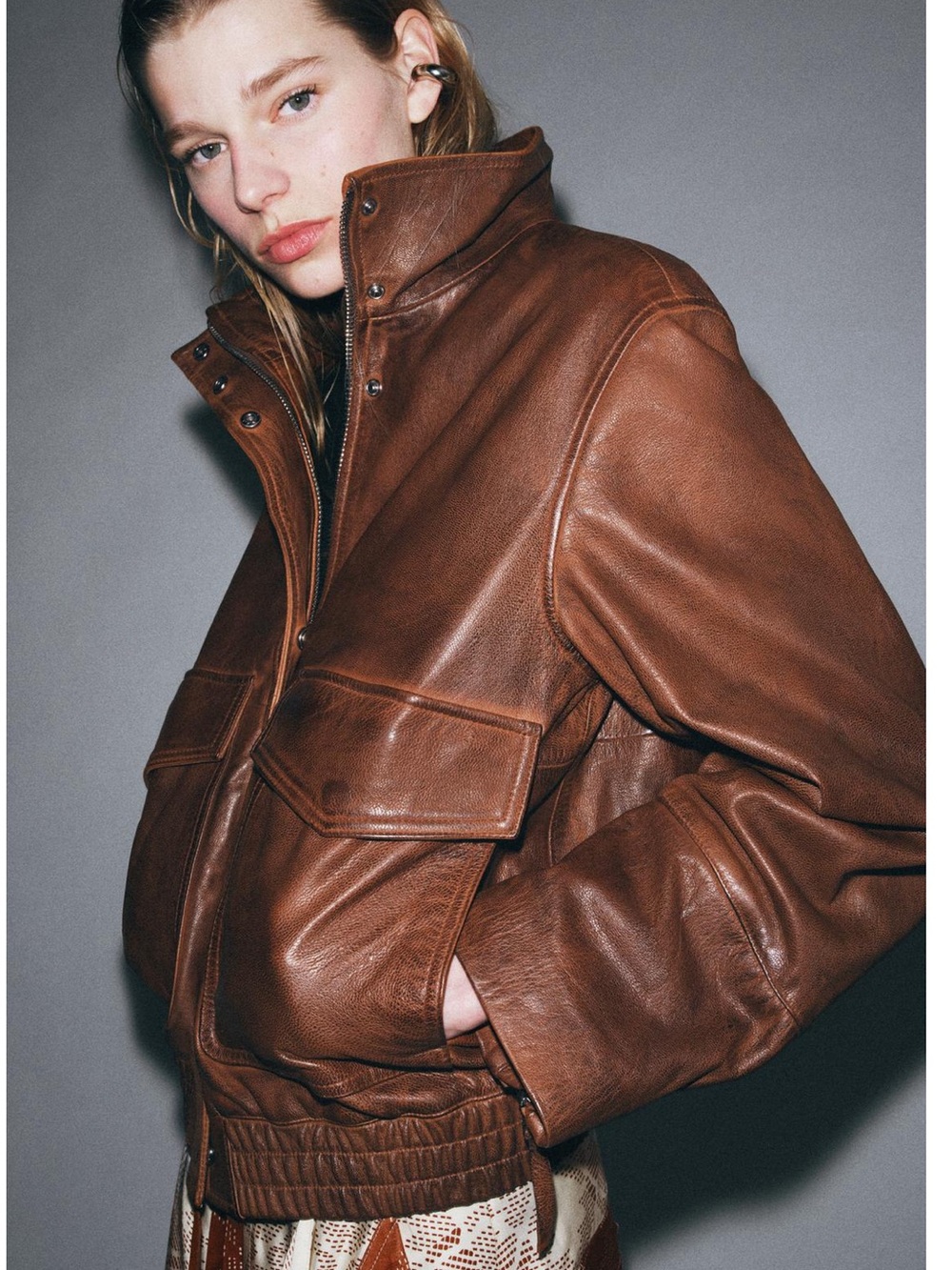 100% LEATHER BOMBER JACKET ZW COLLECTION
LIMITED EDITION